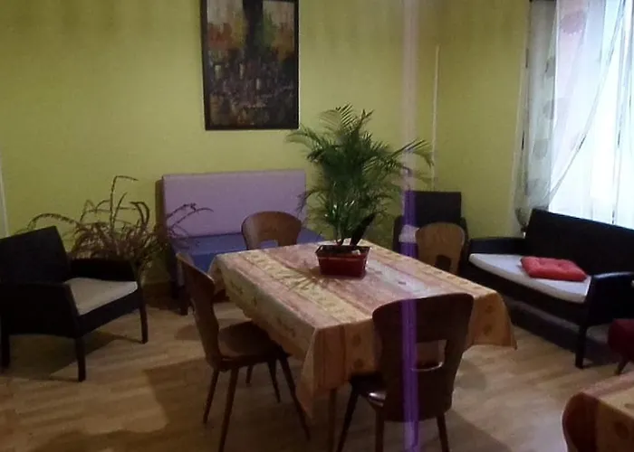 Hotel La Vie En Rose
